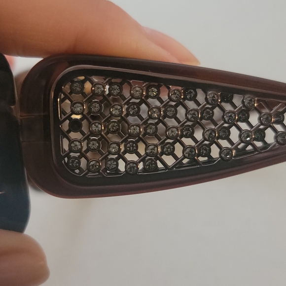 Valentino sun glasses - Picture 5 of 10